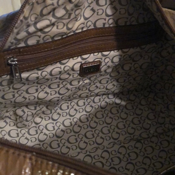 Guess Signature brown bag with patent trim - Picture 5 of 8